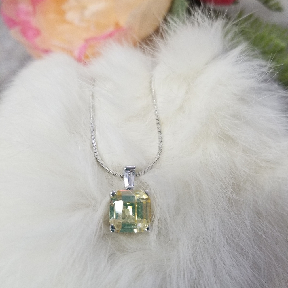Beautiful CZ pendant necklace